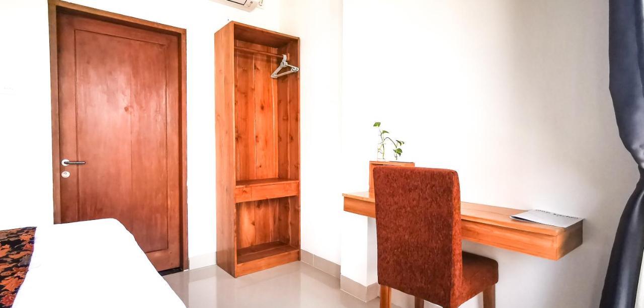 Santi Homestay Canggu Εξωτερικό φωτογραφία
