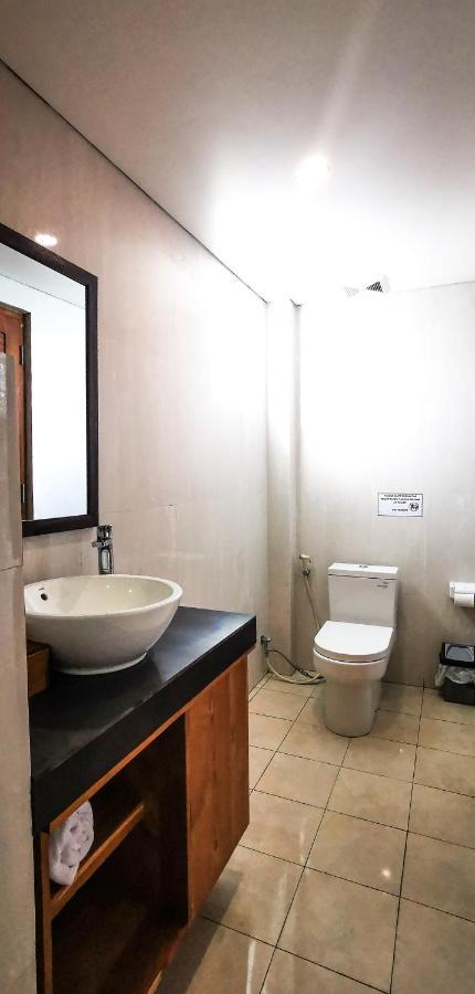 Santi Homestay Canggu Εξωτερικό φωτογραφία