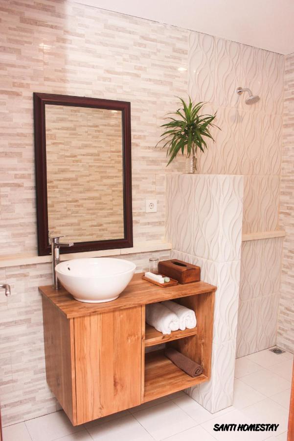 Santi Homestay Canggu Εξωτερικό φωτογραφία