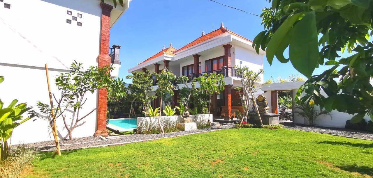 Santi Homestay Canggu Εξωτερικό φωτογραφία